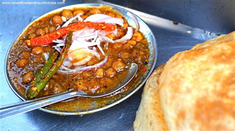 Chhole Bhature Indian Fast Food | Delhi Style North Indian Food Cooking ...