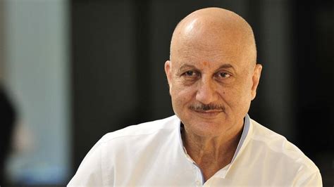 Anupam Kher Wiki, Biography, Age, Family, Movies, Images - News Bugz