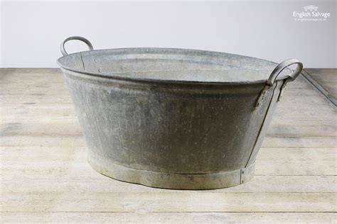 Vintage Galvanised Old Tin Bath Tub | Tin bath, Old tin, Tin tub