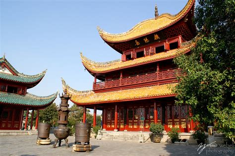 Yueyang Tower (岳阳楼) | The Yueyang Tower is 1700 years old an… | Flickr