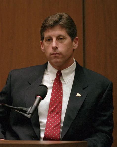 LAPD detective Mark Fuhrman repeatedly pleaded the 5th on the stand in ...