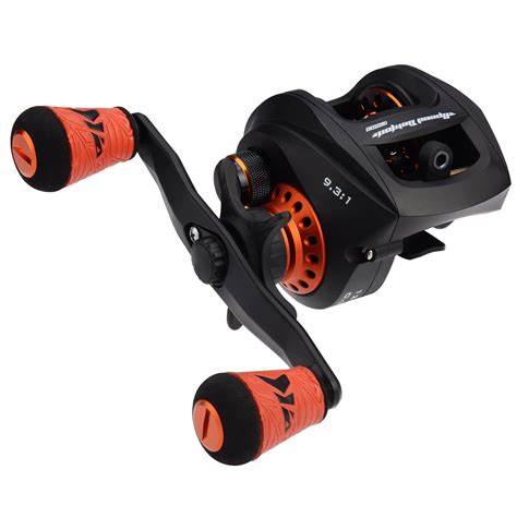 8 Best Fishing Reels for Beginners (2024 Reviews)