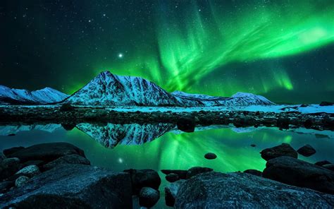 purpura: ESPECTACULAR AURORA BOREAL EN NORUEGA - FULL HD (Aurora Borealis)