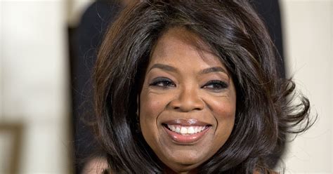 Oprah Winfrey debuts new 'do for Medal of Freedom