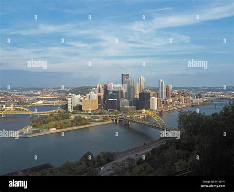 Pittsburgh downtown skyline from Mount Washington Stock Photo - Alamy