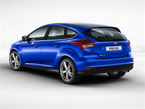 2014 Ford Focus Facelift Hatchback: First Official Photos Leaked - autoevolution