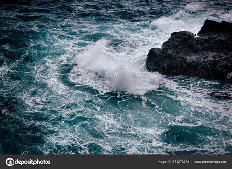 Stormy Weather Big Waves Rocky Coastline Oahu Island Hawai Stock Photo ...