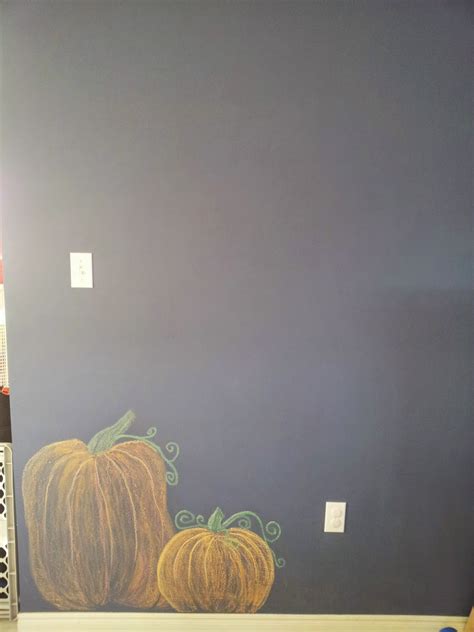 Shrunken Giraffe Crafts: Halloween chalkboard wall.