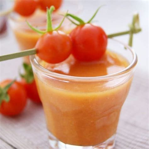 Gazpacho Recipe Easy — Gazpacho Soup — Eatwell101