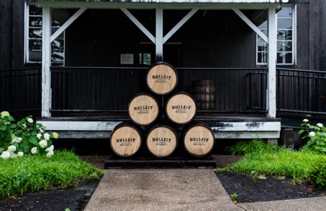 15 Best Bourbon Distilleries In Kentucky (Tours + Kentucky Bourbon ...