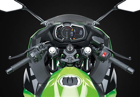 Kawasaki Ninja® 400 | Motorcycle | Smooth & Powerful