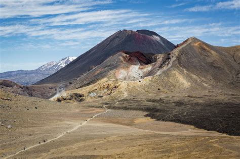 Tongariro Crossing - New Zealand | Cultured Kiwi