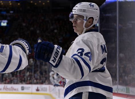 Auston Matthews scores first career NHL goal (Video)