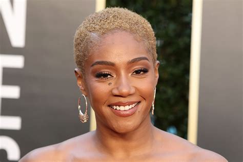 Tiffany Haddish Debuts Blonde Hair at the 2021 Golden Globes