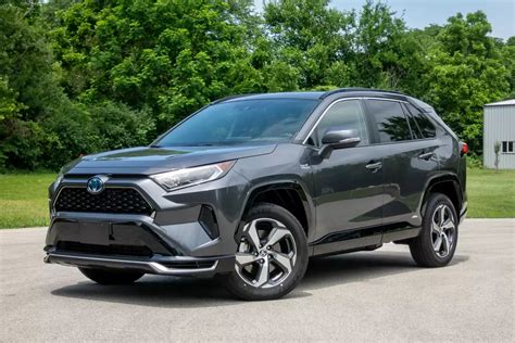 2021 Toyota RAV4 Prime Plug-In Hybrid Review: Efficiently Quick, Annoyances Aside | Cars.com