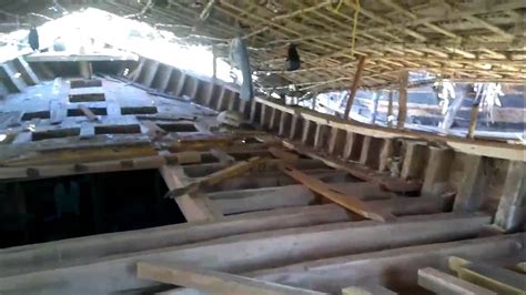 Indian boat building.mp4 - YouTube