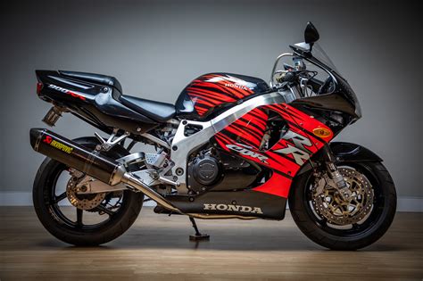 1998 Honda CBR900RR Erion – Iconic Motorbike Auctions