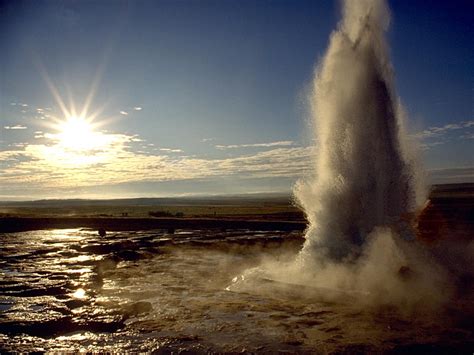 Geyser Water Eruption Best Wallpaper 113978 - Baltana