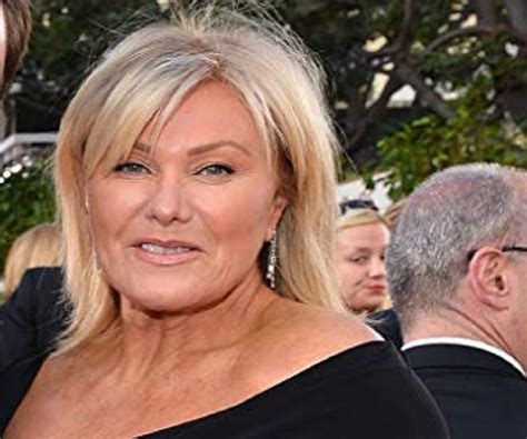 Deborra-lee Furness Biography – Facts, Childhood, Family Life of ...