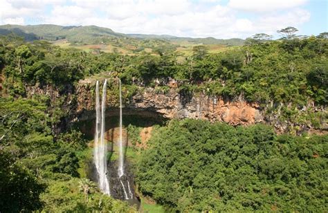 Chamarel Waterfall | | Alluring World