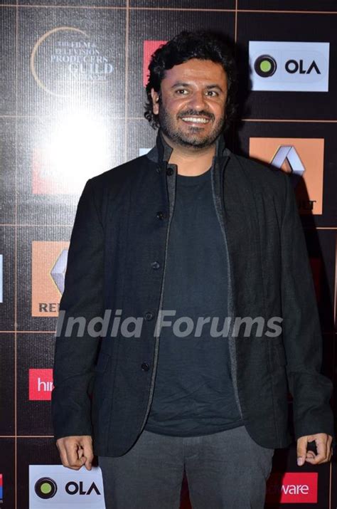 Vikas Bahl at the Satr Guild Awards Photo