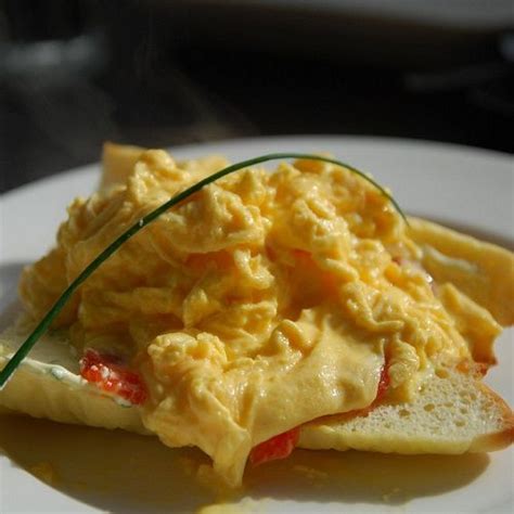 Gordon Ramsay's Scrambled Eggs Recipe Cooked Breakfast, Breakfast Brunch Recipes, Breakfast Time ...