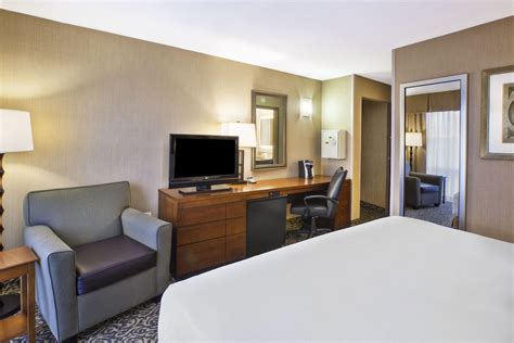 Holiday Inn National Airport/Crystal City, an IHG Hotel Arlington, Virginia, US - Reservations.com