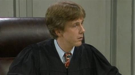 ‘Night Court’ Star Harry Anderson Dies at 65 | KTLA