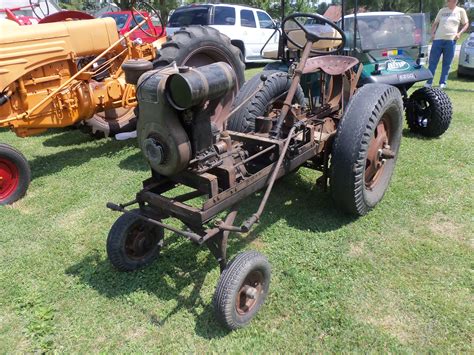 Old homemade tractor | Traktor, Sachen