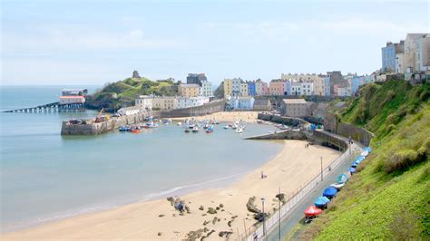 Tenby's North Beach named as 'one of the most photogenic beaches' in the world | ITV News Wales