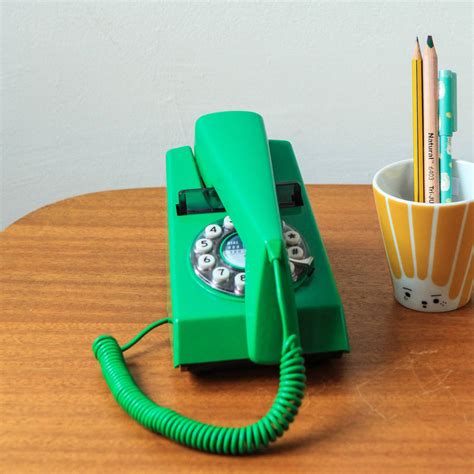 trim phone retro remake in emerald green by berylune ...