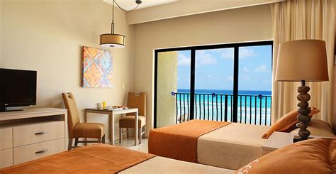 The Royal Sands Resort in Cancun | Royal Reservations