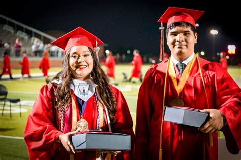 2023 MWHS Graduation Photos - Mineral Wells Area News