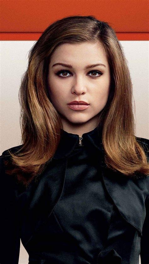 Sophie Cookson, Roxy, Kingsman: The Golden Circle, actriz fondo de ...