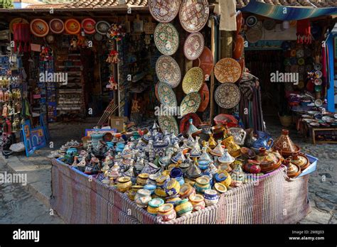 North Africa. Morocco. Chefchaouen. Souvenirs shop in a medina Stock ...