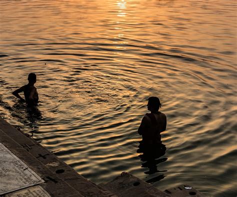 Ganga Ghat in Varanasi - PixaHive