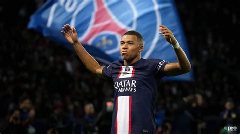 Kylian Mbappe transfer news: PSG put record price tag on attacker | FootballTransfers.com