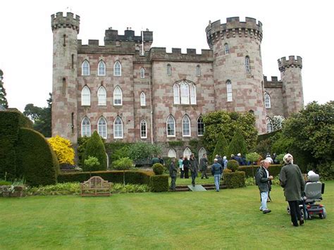 PGG visit to Cholmondeley Castle Gardens May 2014