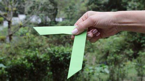 How to Make a Paper Boomerang (with Pictures) - wikiHow