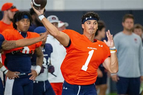 Payton Thorne Thrilling Fans with Impressive Passes as the Starting Quarterback at Fall Camp ...