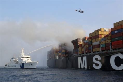 Large MSC Containership Suffers Fire Off Sri Lanka - Incident Photos – gCaptain