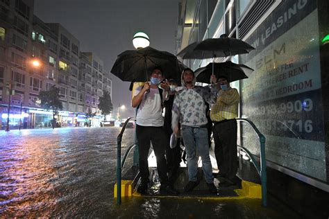 Hurricane Ida rips New York, leaving city damaged, flooded.