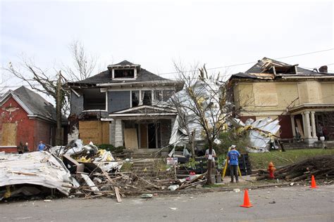 6 Insights — And Some Myth Busting — After Tennessee’s Tornadoes | WPLN News