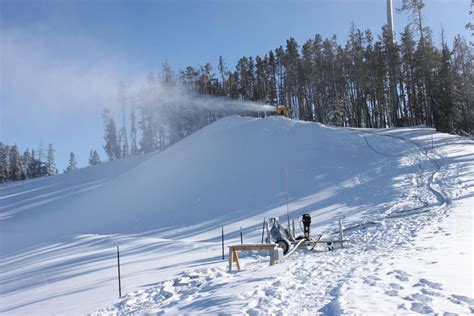 The Yellowstone Club: Where The Affluent Ski Their Effluent