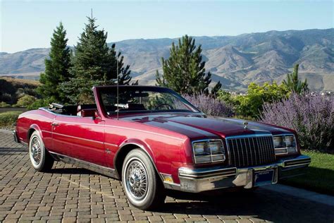 1982 BUICK RIVIERA CONVERTIBLE