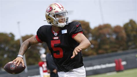 49ers OTAs observations: Trey Lance shows off fresh mechanics in open practice - Yahoo Sports