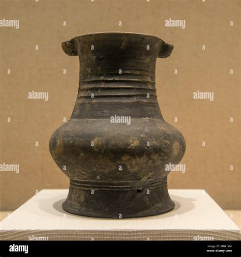 Neolithic Pottery Stock Photos & Neolithic Pottery Stock Images - Alamy