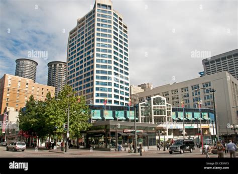 Seattle Westlake Center shopping mall office tower Downtown Stock Photo: 39925233 - Alamy