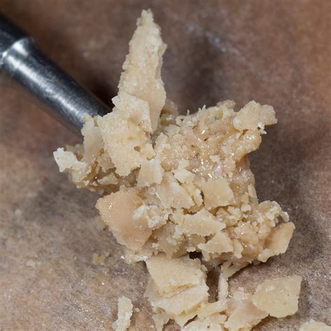 What Is Cannabis Budder and What Are Cannabis Diamonds? | Leafbuyer