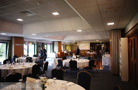 Wedding photographer Cardiff – Llanishen Golf Club. Kay and Dave – Wedding photographer and ...